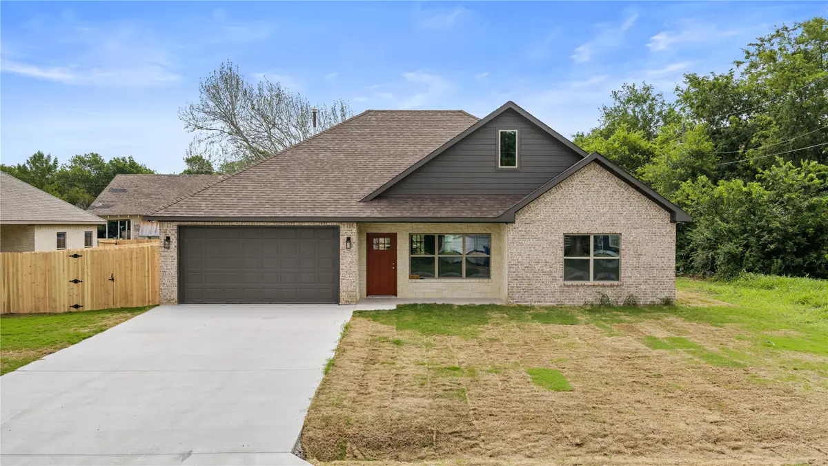 106 N Lackey Street, Tom Bean, TX 75489 - #1