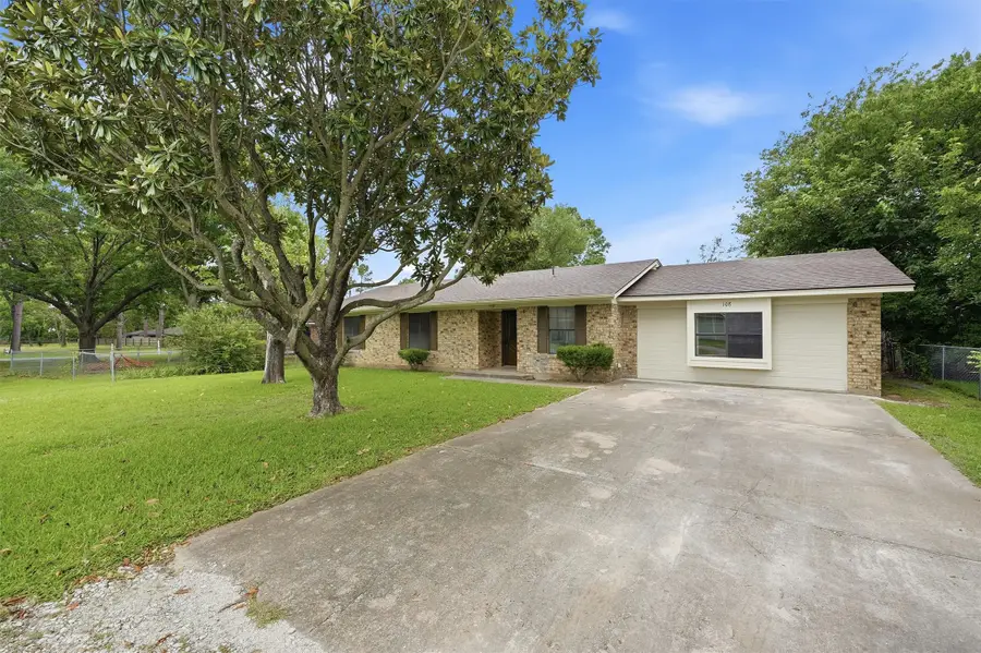 108 Loraine Street, Pottsboro, TX 75076 - #2