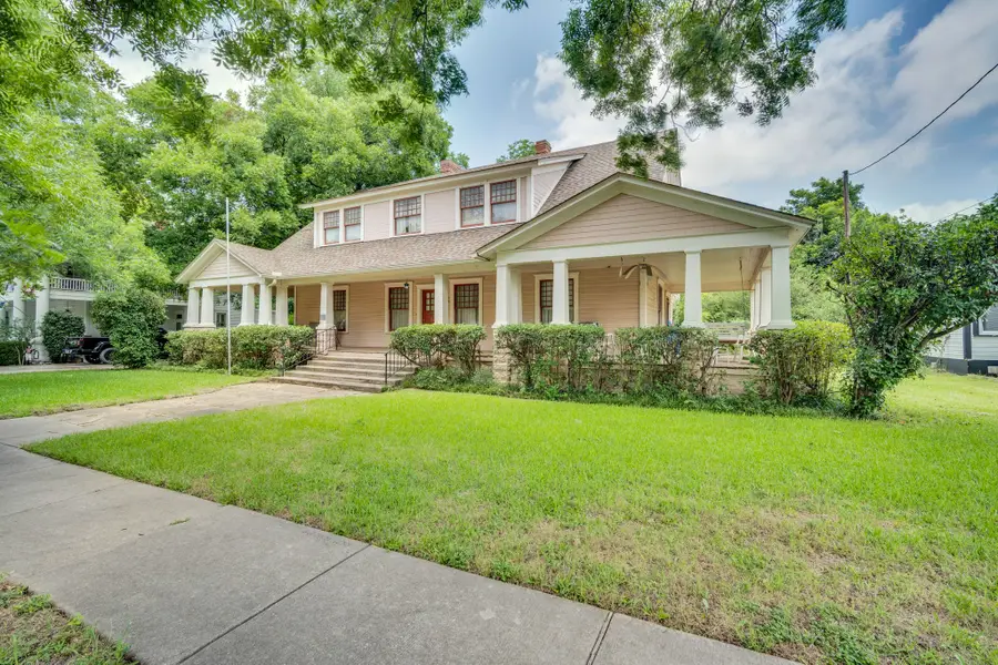 615 E Franklin Street, Hillsboro, TX 76645 - #2