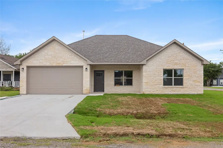 209 W Bonham Street, Tom Bean, TX 75489 - #3