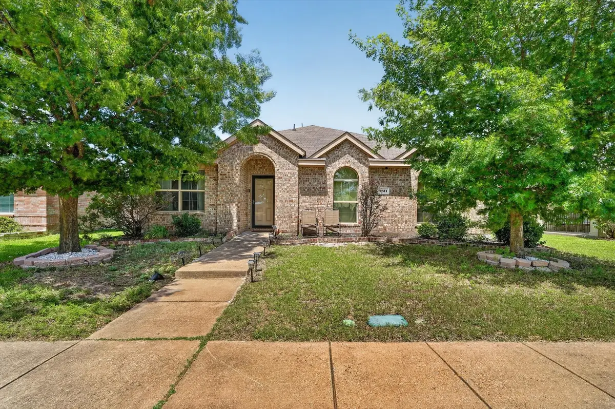 1731 Overlook Drive, Lancaster, TX 75146 - #1