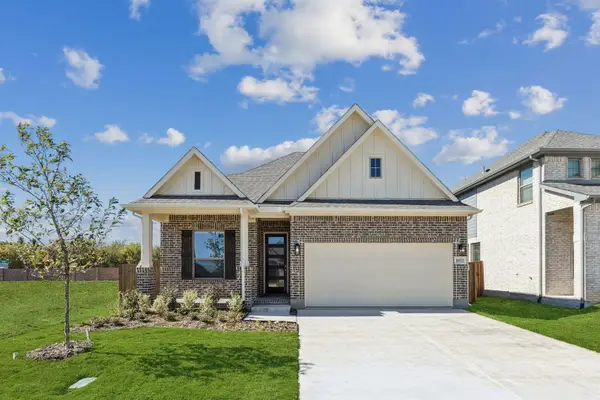 3808 Summerfield Drive, Heartland, TX 75126