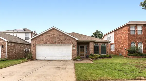 12779 Honey Locust Circle, Fort Worth, TX 76040
