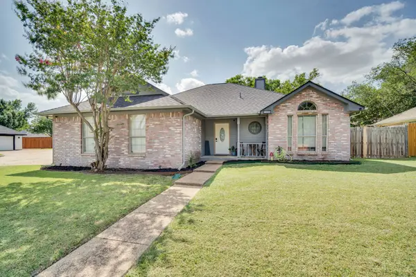 1001 Short Line Boulevard, Midlothian, TX 76065