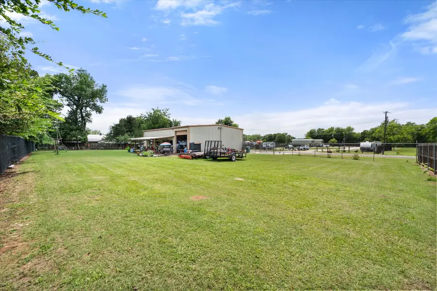 112 Love Street, Fairfield, TX 75840 - #2