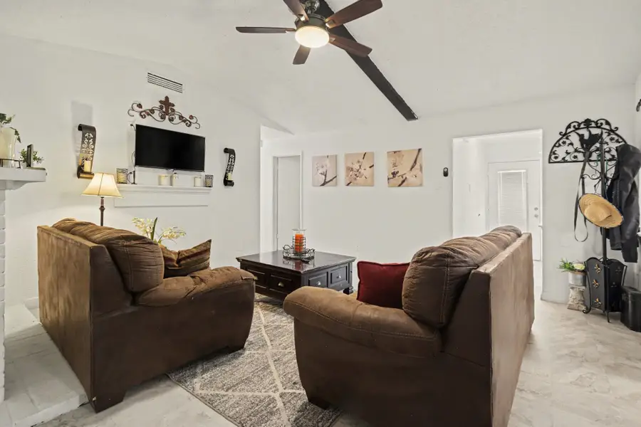 1617 Pebble Beach Drive, Lewisville, TX 75067 - #3