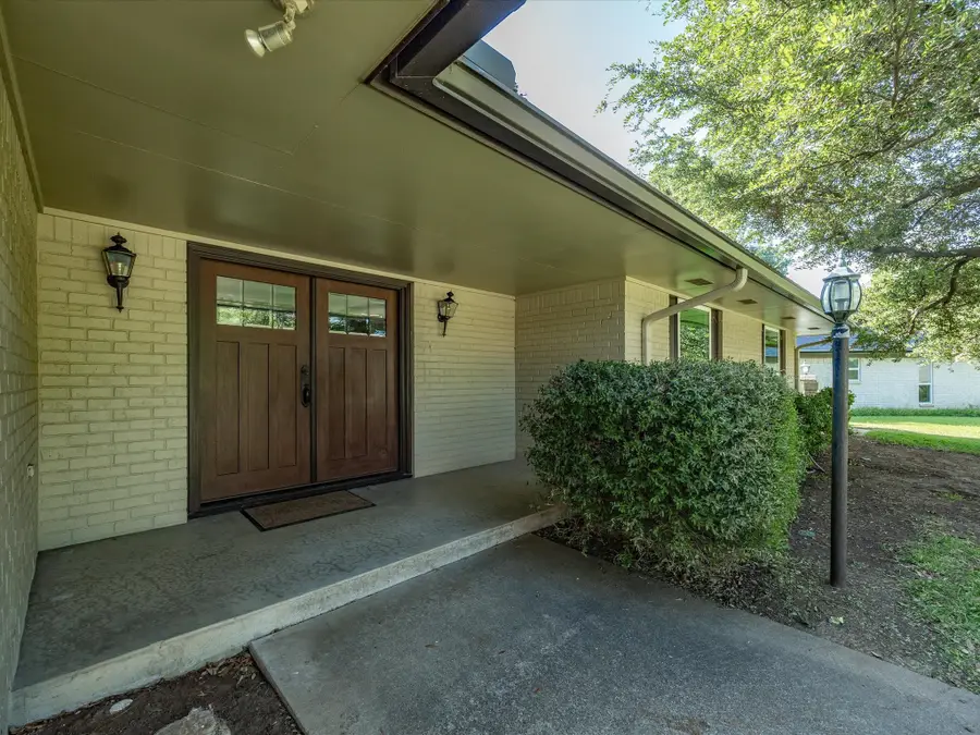3717 Myrtle Springs Road, Benbrook, TX 76116 - #3