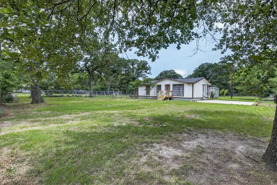 250 E Golden Oaks Drive, Mabank, TX 75156 - #3