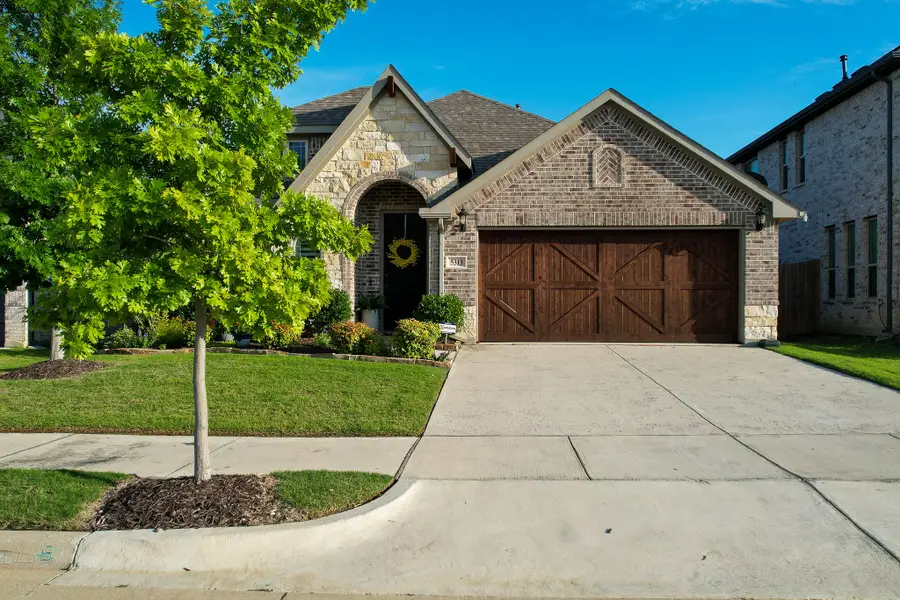 5313 Welsh Street, Justin Roanoke, TX 76226 - #2