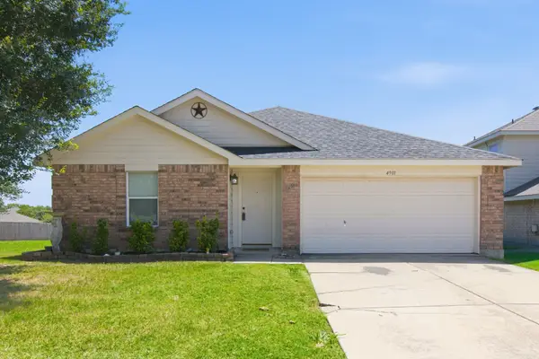4901 Parkview Hills Lane, Fort Worth, TX 76179