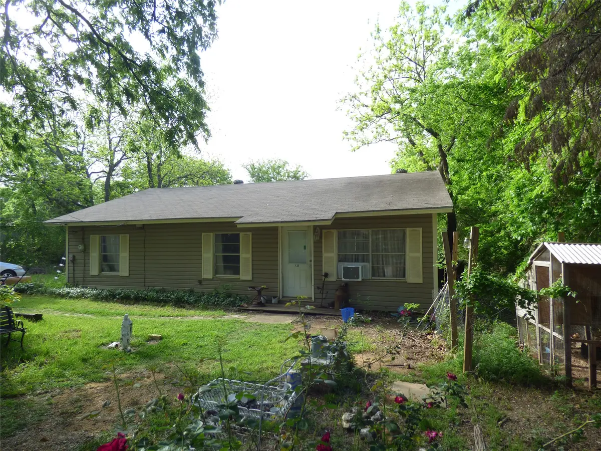 511 W Pecan Street, Aubrey, TX 76227 - #1