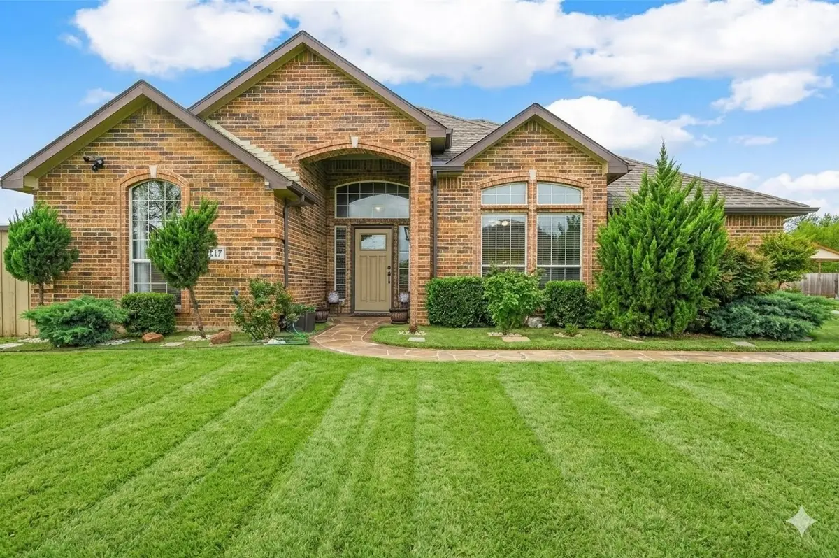 412 Kings Creek Drive, Terrell, TX 75161 - #1