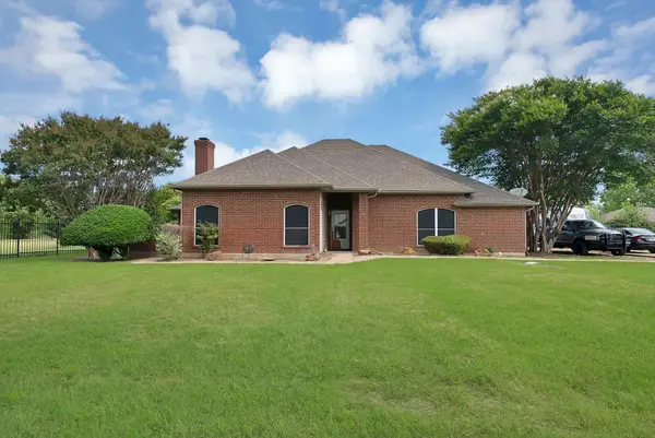 307 Johnson Lane, Red Oak, TX 75154