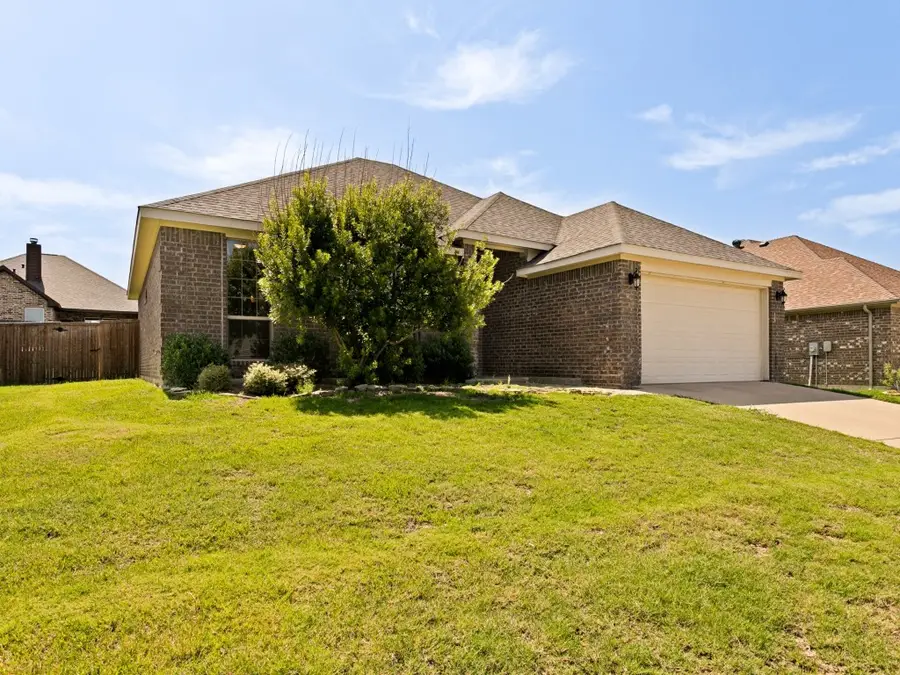 4009 Kensington Drive, Sanger, TX 76266 - #2