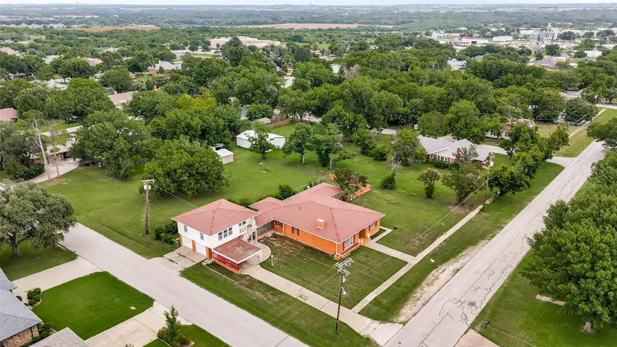 618 W 5th Street, Justin, TX 76247 - #3