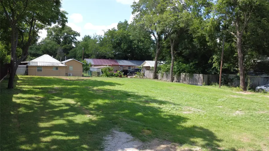 563 E Long Street, Stephenville, TX 76401 - #3