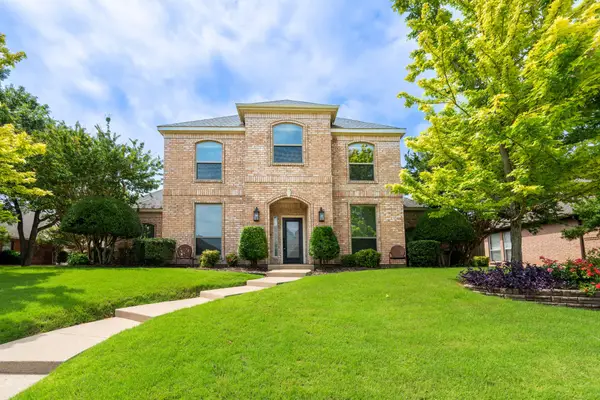 1722 Clydesdale Court, Rowlett, TX 75088