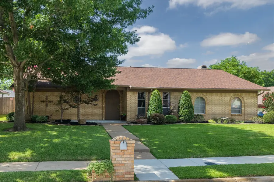 1710 Park Hill Drive, Arlington, TX 76012 - #2