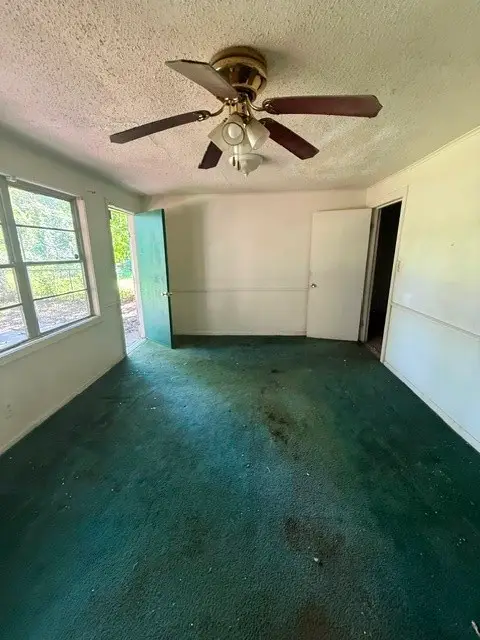 2747 Parkridge Street, Shreveport, LA 71108 - #3