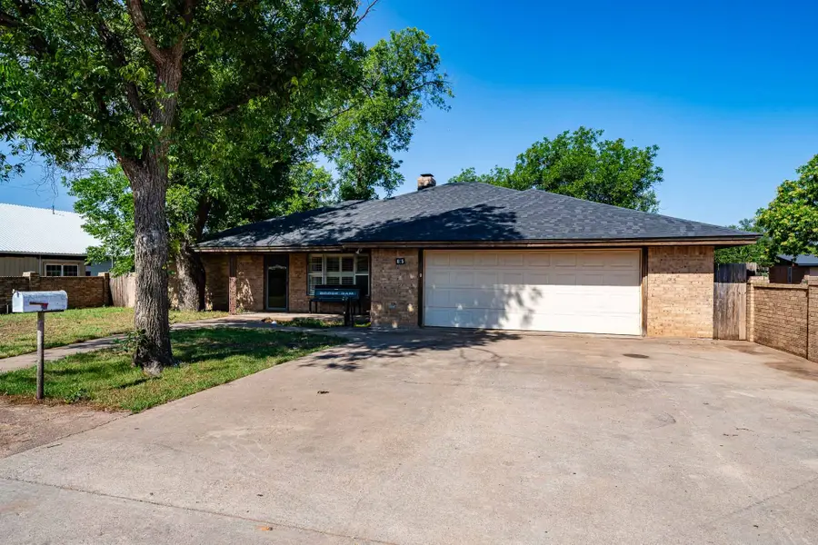 605 N Cleveland, Rotan, TX 79546 - #2