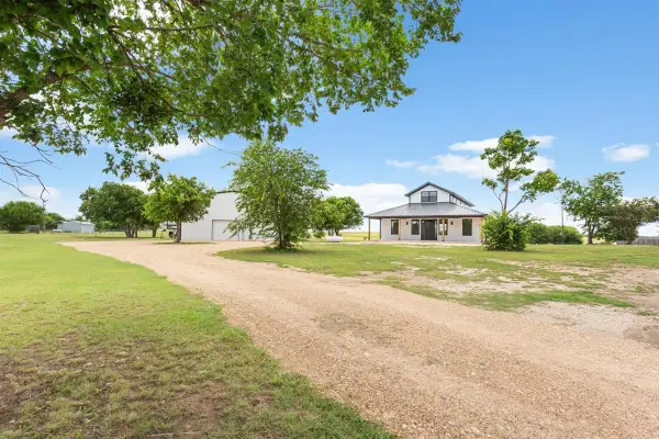 1150 County Road 311, McGregor, TX 76657