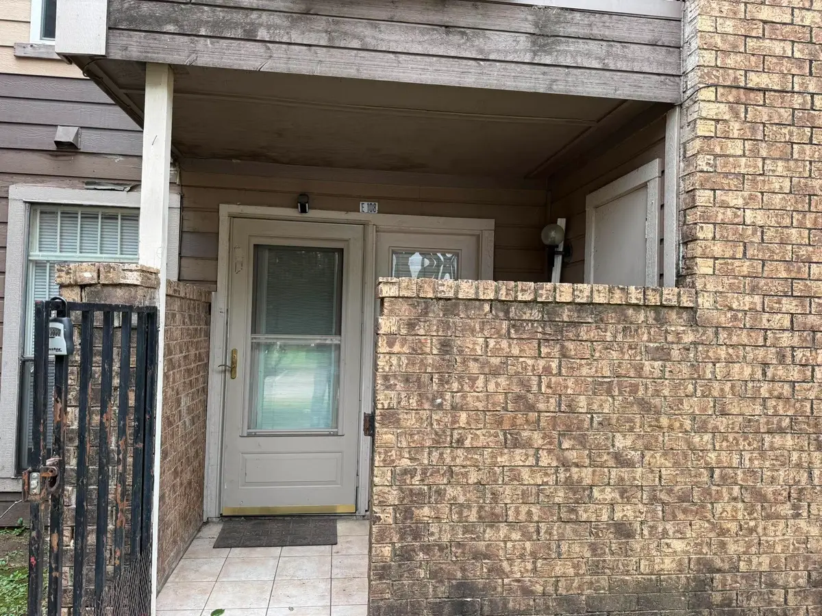 9809 Walnut Street #E108, Dallas, TX 75243 - #1