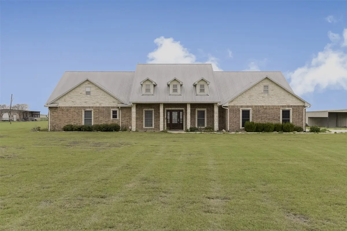 1066 West Road, Waxahachie, TX 75165 - #1
