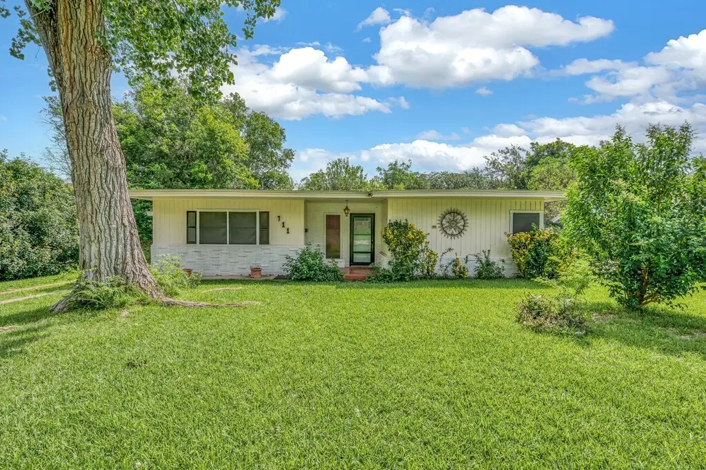 711 N 43rd Street, Waco, TX 76710 - #1