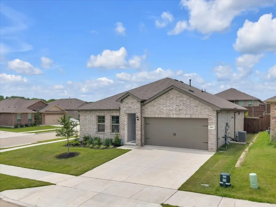 901 De Wit Drive, Fort Worth, TX 76108 - #2