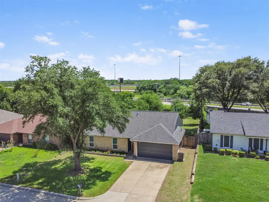 817 Woodhaven Lane, Grand Prairie, TX 75052 - #3