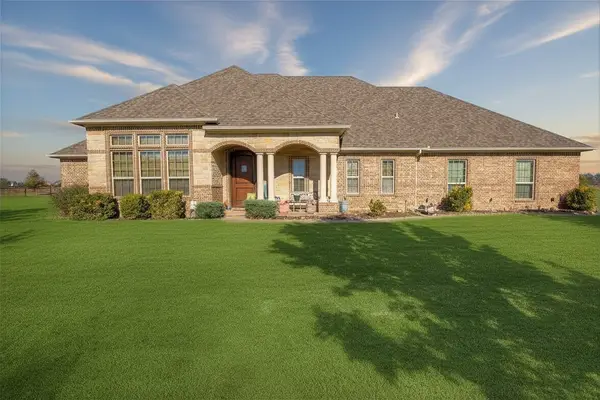 1066 Canyon Lake Road, Wills Point, TX 75169
