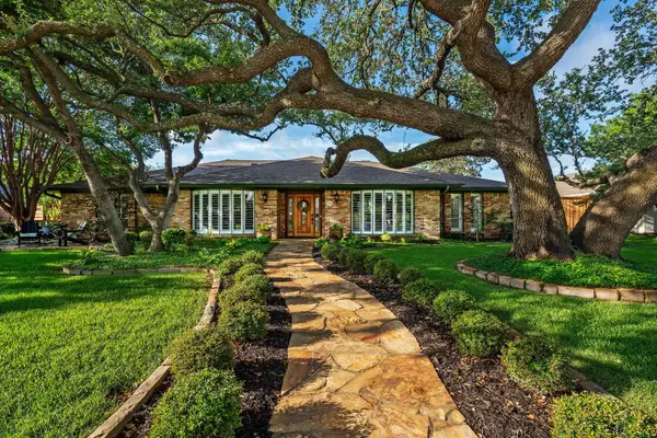 7240 Hunters Ridge, Dallas, TX 75248