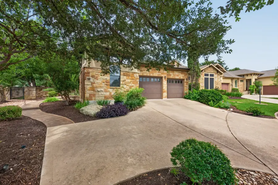 18 S Prestonwood Circle, Lakeway, TX 78734 - #2
