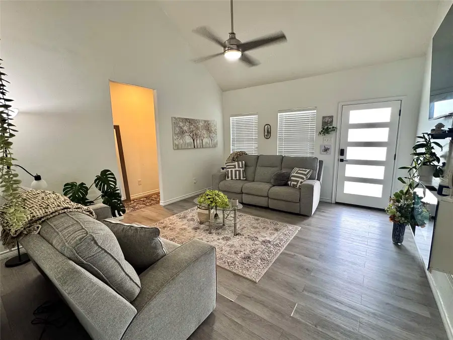 703 Perry Avenue, Waxahachie, TX 75165 - #3