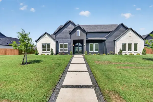 1008 Devonshire Drive N, Forney, TX 75126