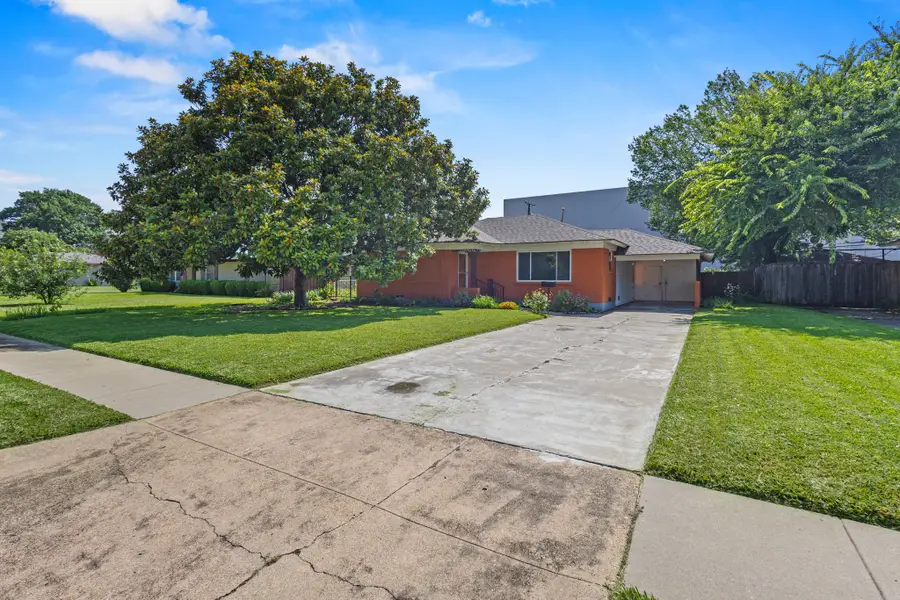 203 S Lindale Lane, Richardson, TX 75080 - #2