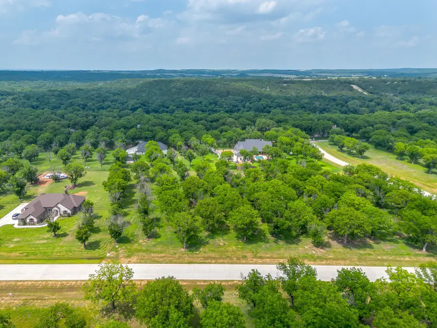 2184 E Landings N, Granbury, TX 76049 - #3