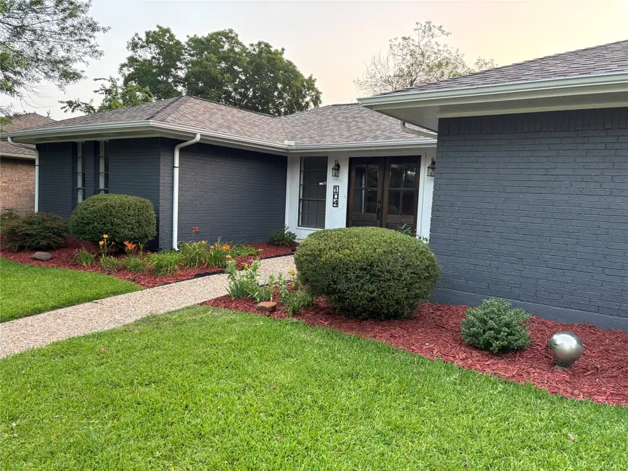 104 Chieftain Drive, Waxahachie, TX 75165 - #3