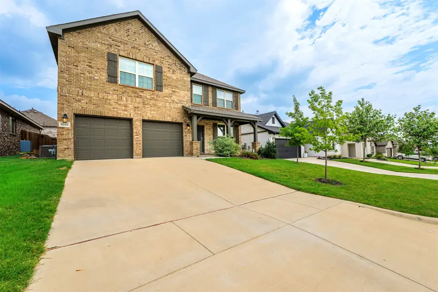 8232 Cheetah Path, Godley, TX 76044 - #2