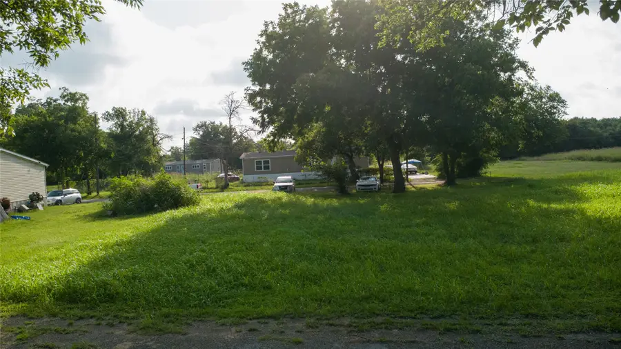 103 Atlantic Street, Cleburne, TX 76031 - #3