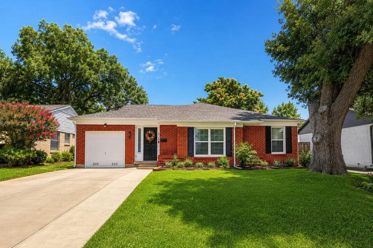 1818 N Plymouth Drive N, Irving, TX 75061 - #1