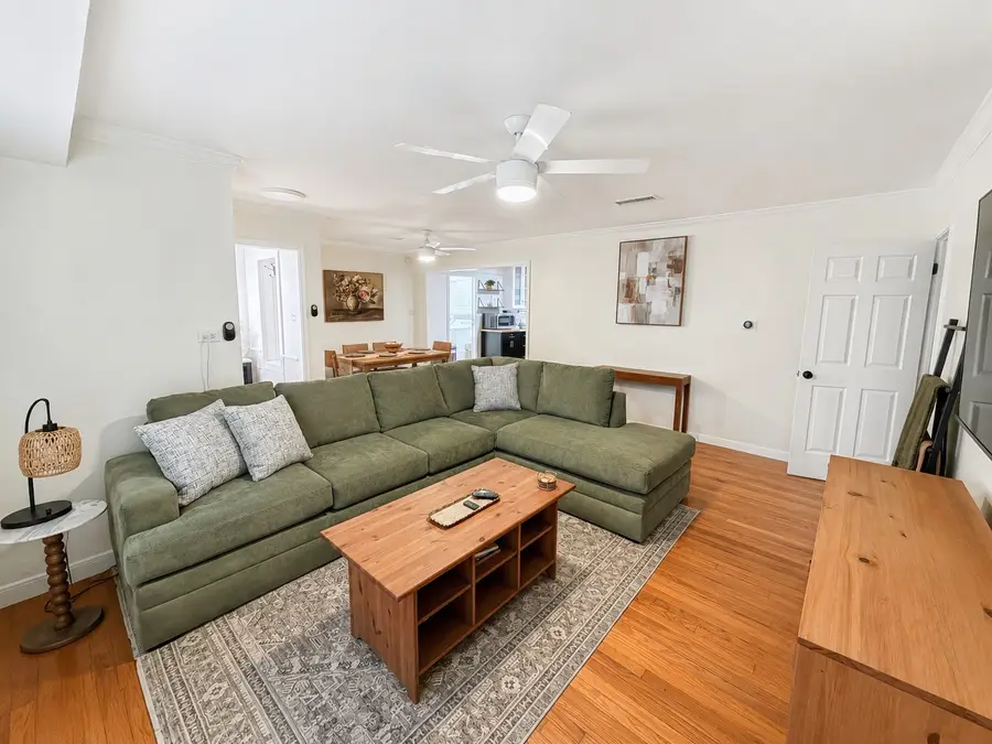 1818 N Plymouth Drive N, Irving, TX 75061 - #3
