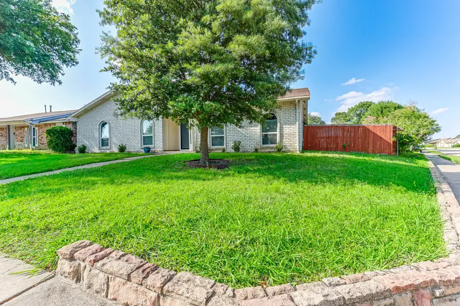 2021 Emory Oak Drive, Carrollton, TX 75007 - #2