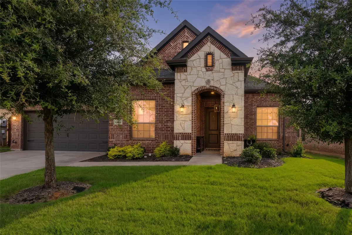 1028 Wildwood Drive, Joshua, TX 76058 - #1