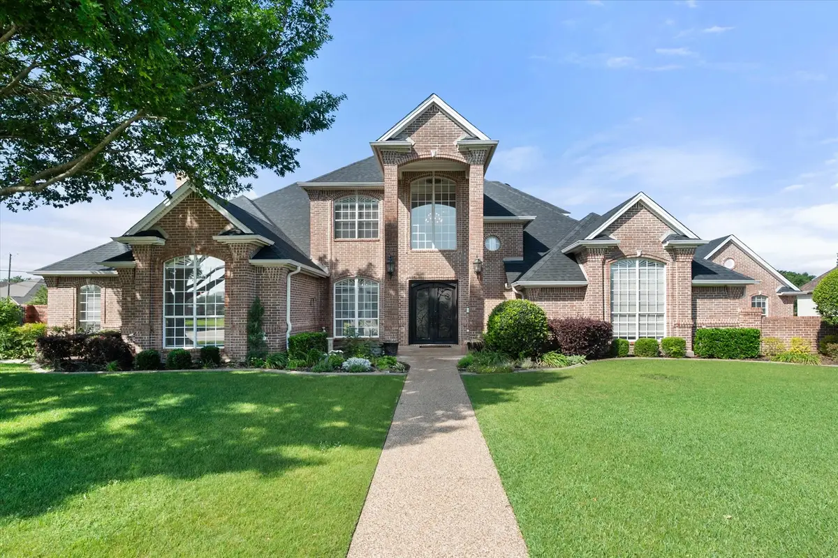 901 Walnut Falls Circle, Mansfield, TX 76063 - #1