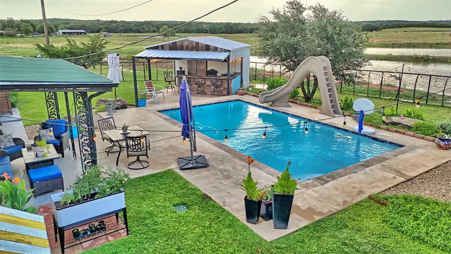 978 Longbranch Road, Nocona, TX 76255 - #2