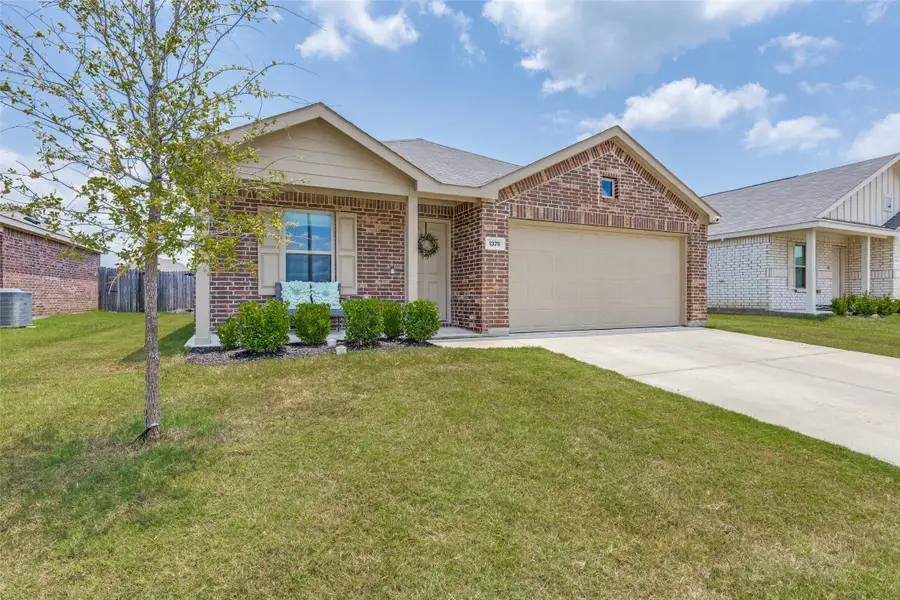 1376 Beach Drive, Azle, TX 76020 - #2