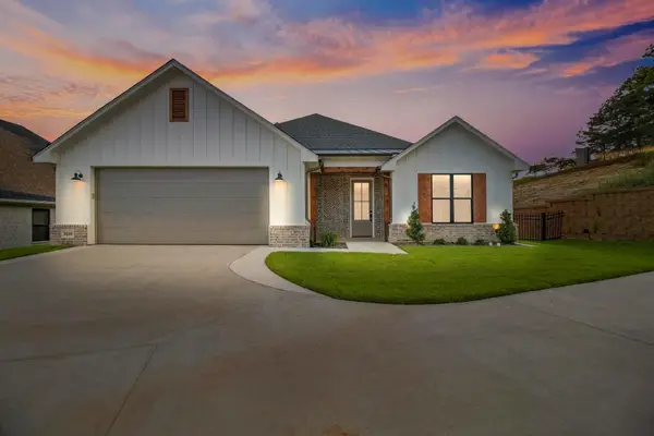 9244 Villas Court, Tyler, TX 75703