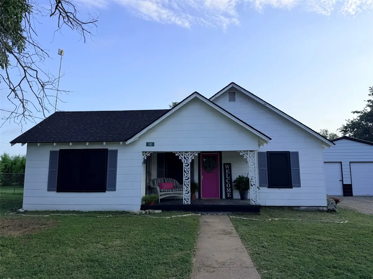 110 W Brown Street, Lipan, TX 76462 - #1
