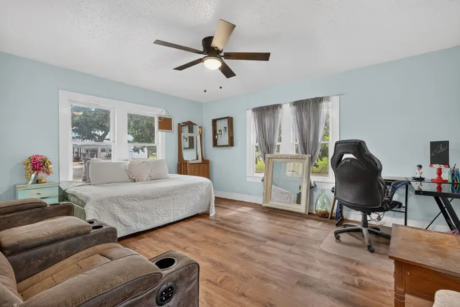 110 W Brown Street, Lipan, TX 76462 - #2